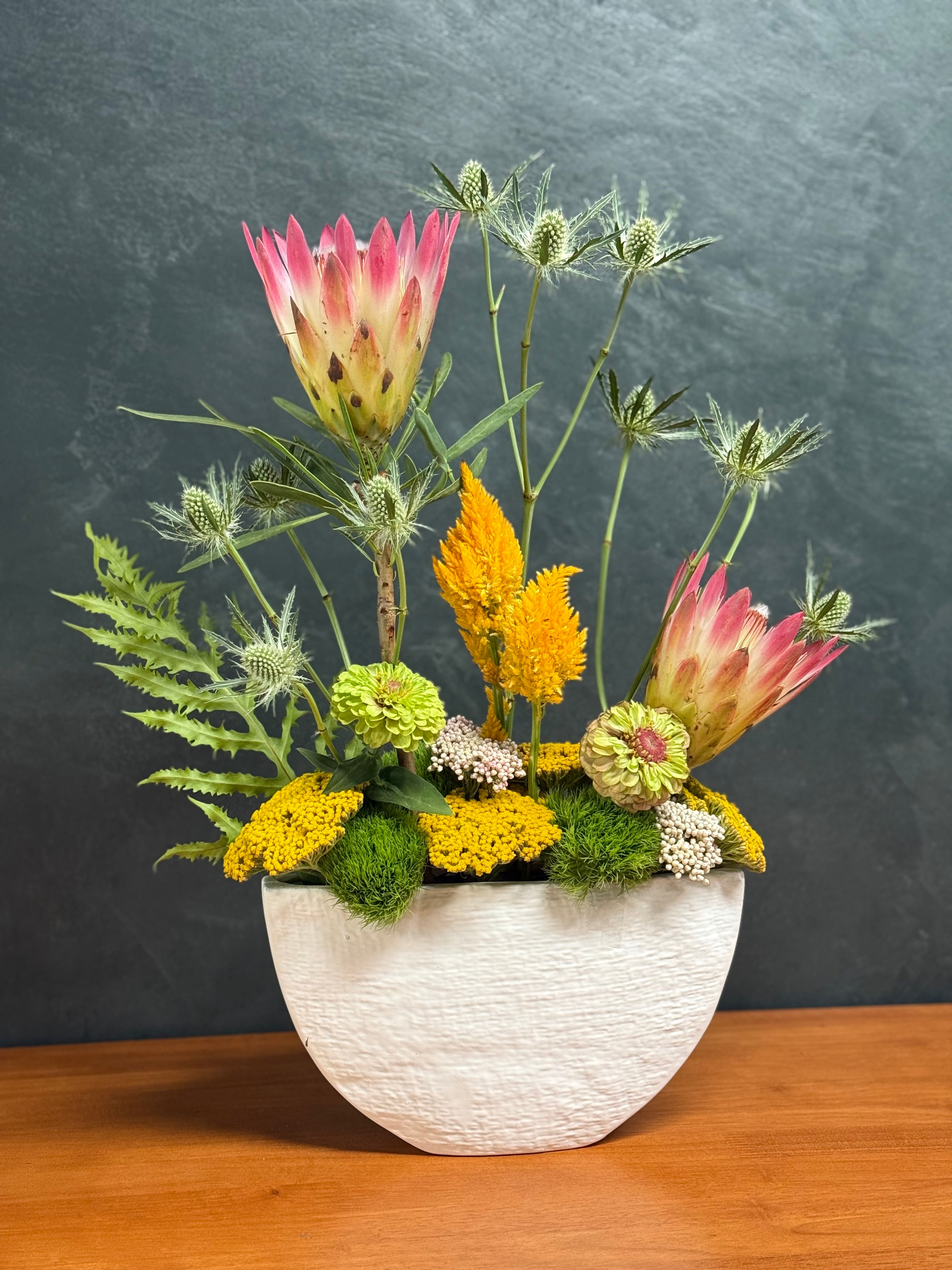 Island - Medium Arrangement
