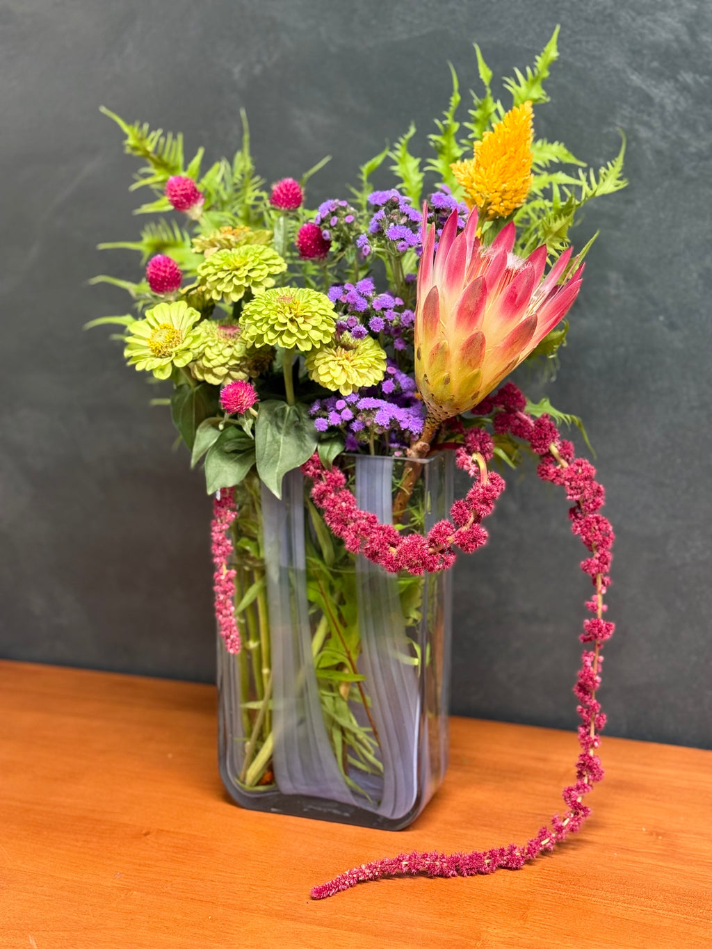 Island - Medium Arrangement